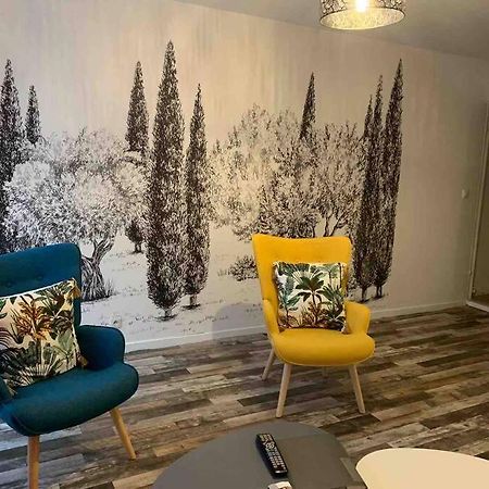 Appartement Avec Cours Gien ภายนอก รูปภาพ