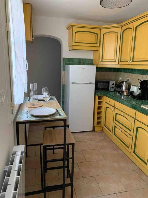 Appartement Avec Cours Gien ภายนอก รูปภาพ